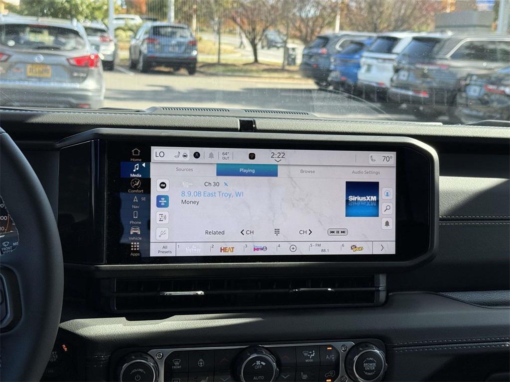 new 2025 Jeep Gladiator car, priced at $42,904