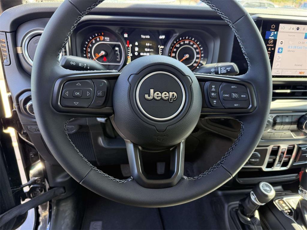 new 2025 Jeep Gladiator car, priced at $42,904