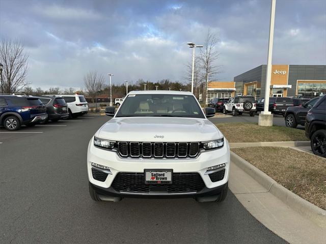 new 2025 Jeep Grand Cherokee car, priced at $45,701