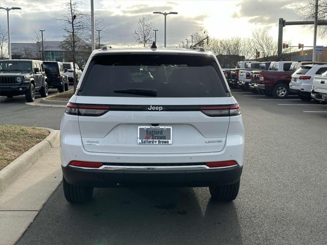 new 2025 Jeep Grand Cherokee car, priced at $45,701