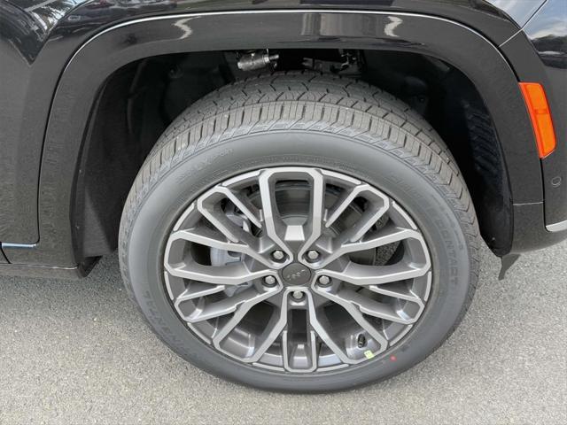 new 2025 Jeep Grand Cherokee L car, priced at $57,115