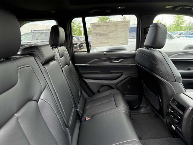 new 2025 Jeep Grand Cherokee car, priced at $46,891