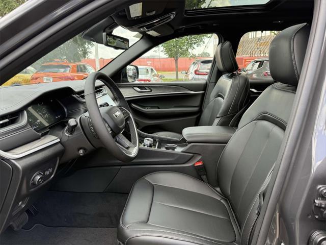 new 2025 Jeep Grand Cherokee car, priced at $46,891