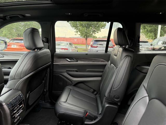 new 2025 Jeep Grand Cherokee L car, priced at $47,427