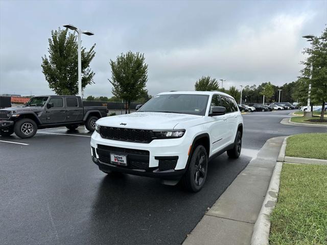 new 2024 Jeep Grand Cherokee L car, priced at $43,342