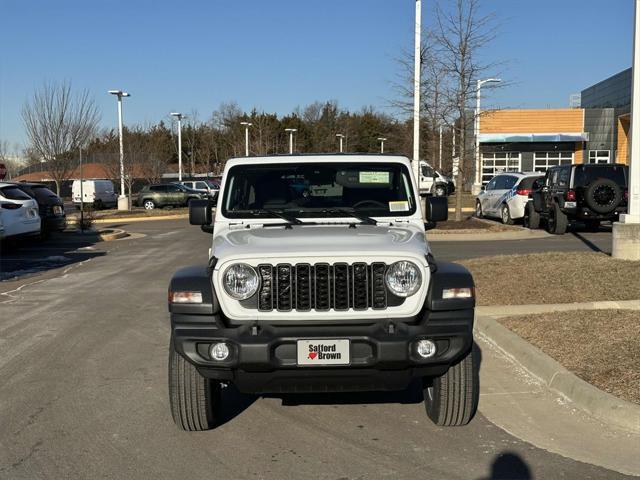 new 2025 Jeep Wrangler car, priced at $41,905