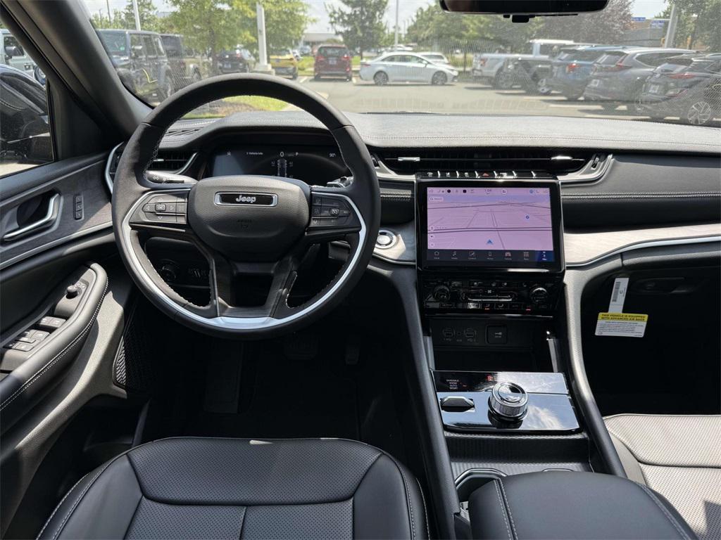 new 2025 Jeep Grand Cherokee car, priced at $46,486