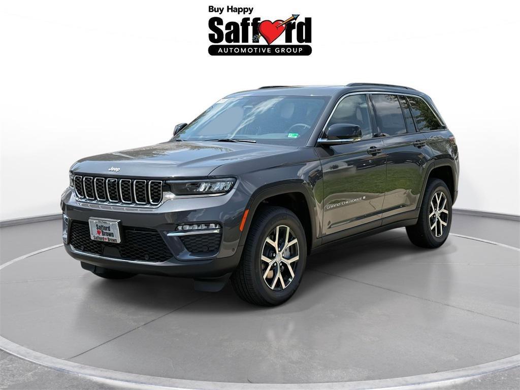 new 2025 Jeep Grand Cherokee car, priced at $46,486