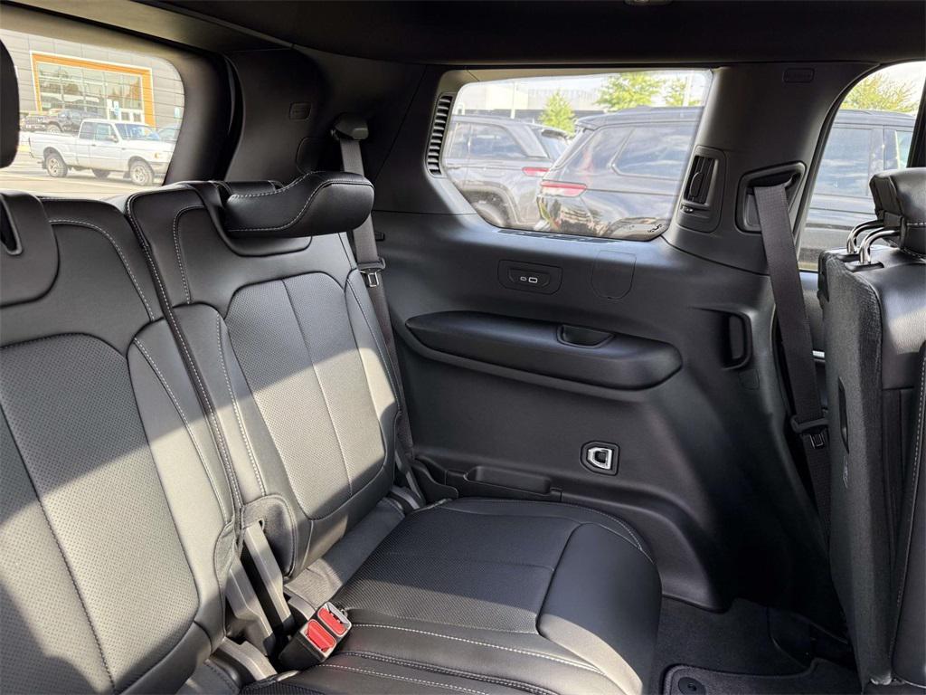 new 2025 Jeep Grand Cherokee L car, priced at $51,498