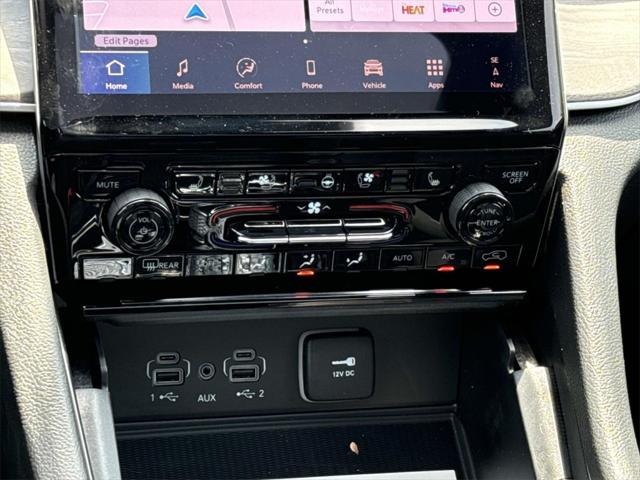 new 2025 Jeep Grand Cherokee L car, priced at $48,782