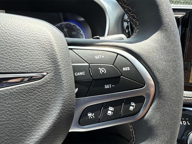 new 2025 Chrysler Pacifica car, priced at $49,550