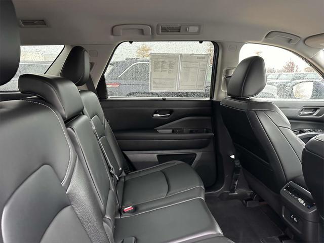 used 2022 Nissan Pathfinder car, priced at $29,000