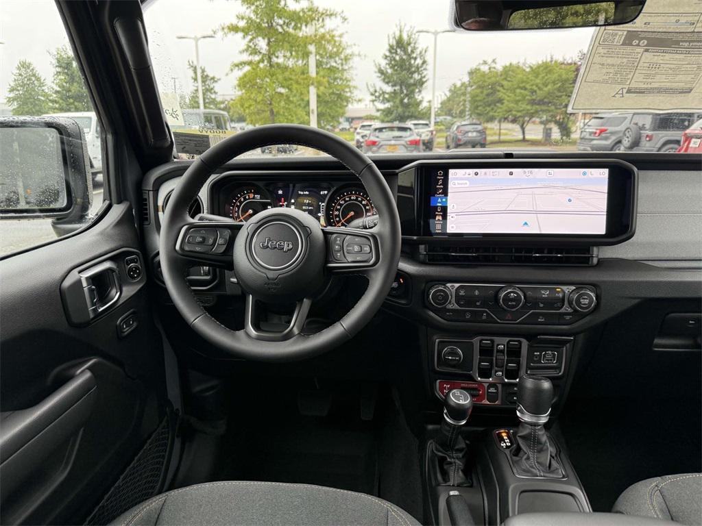 new 2025 Jeep Gladiator car, priced at $44,752