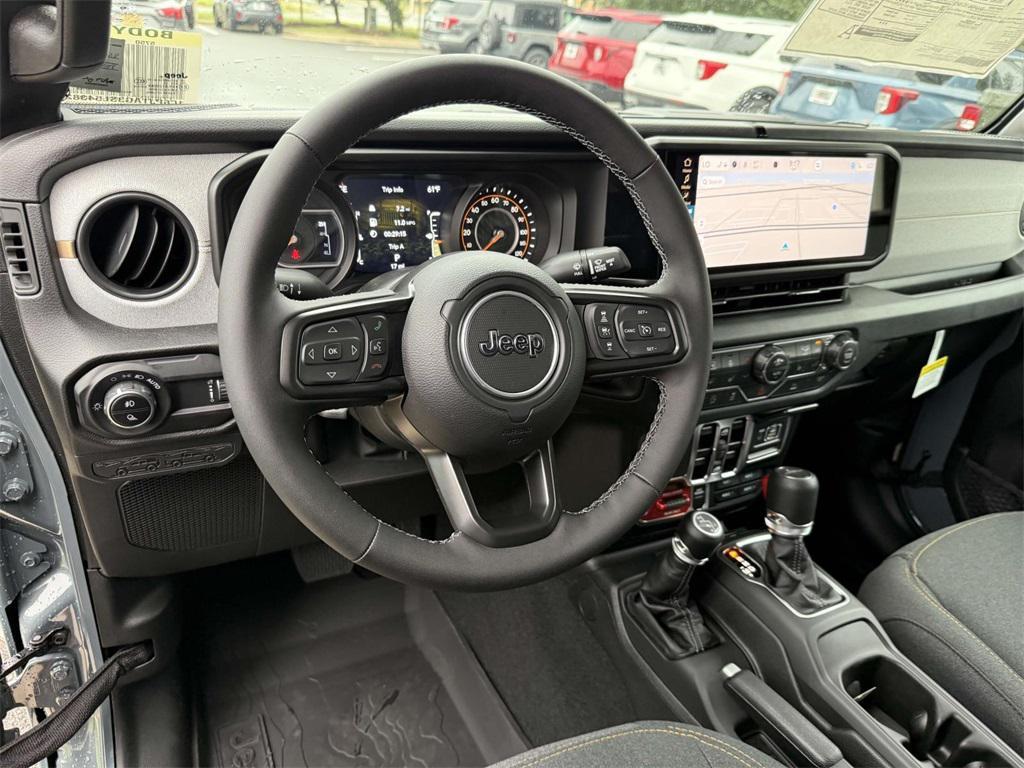 new 2025 Jeep Gladiator car, priced at $44,752