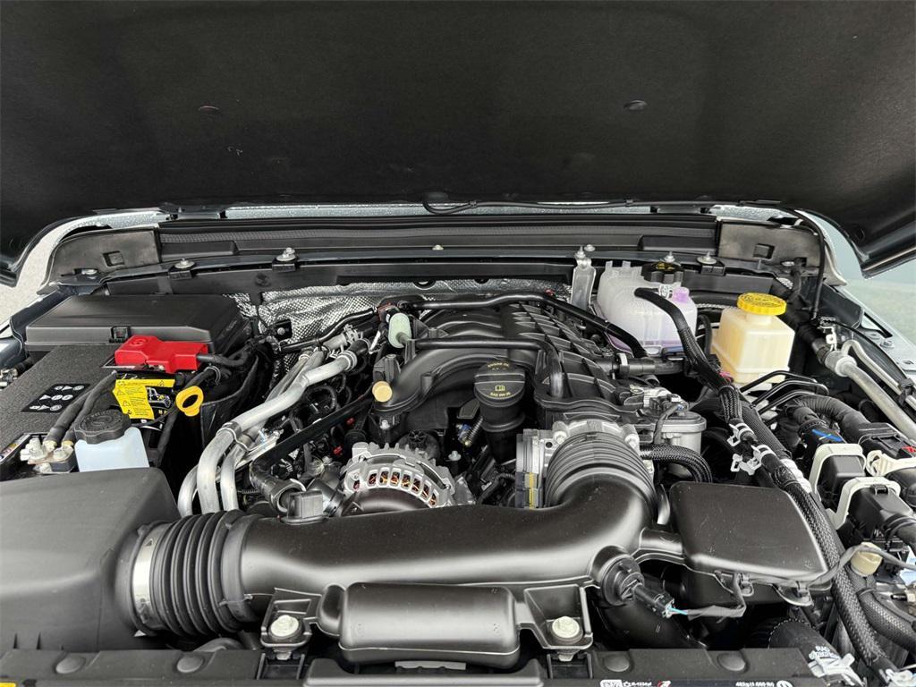 new 2025 Jeep Gladiator car, priced at $44,752