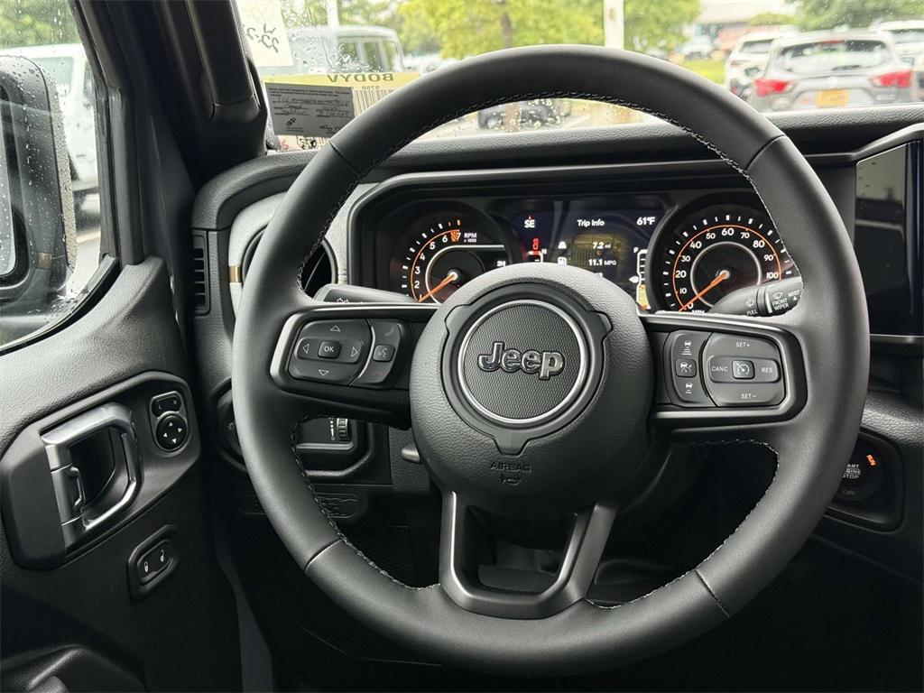 new 2025 Jeep Gladiator car, priced at $44,752