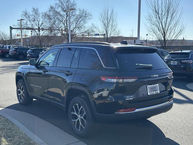 new 2025 Jeep Grand Cherokee car, priced at $48,000