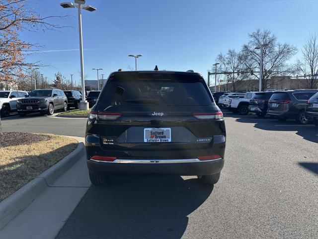 new 2025 Jeep Grand Cherokee car, priced at $48,000