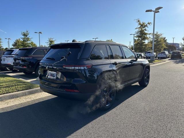 new 2025 Jeep Grand Cherokee car, priced at $50,332