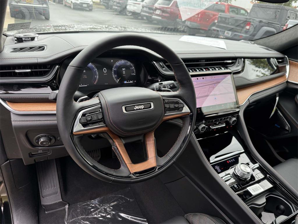 new 2025 Jeep Grand Cherokee car, priced at $57,286