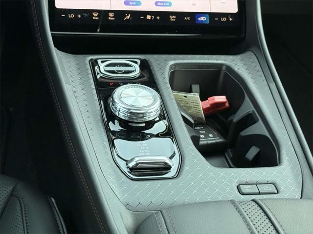 new 2025 Jeep Wagoneer S car, priced at $49,384