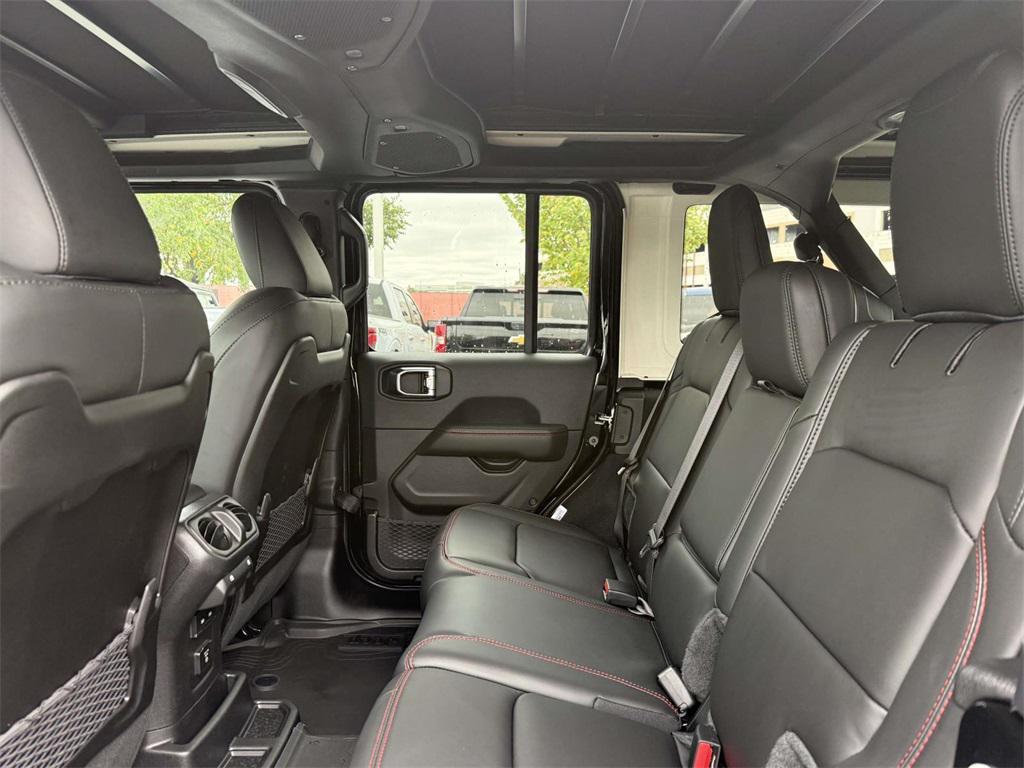 new 2025 Jeep Wrangler car, priced at $66,437