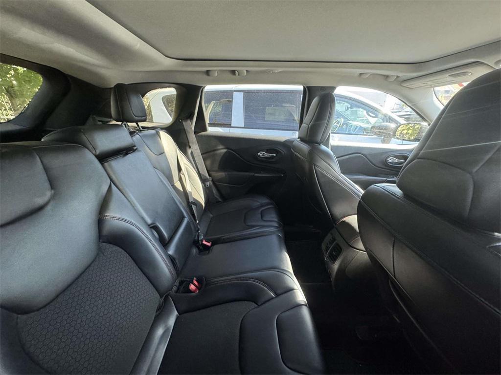 used 2021 Jeep Cherokee car, priced at $23,995
