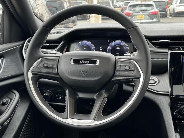 new 2025 Jeep Grand Cherokee car, priced at $39,885