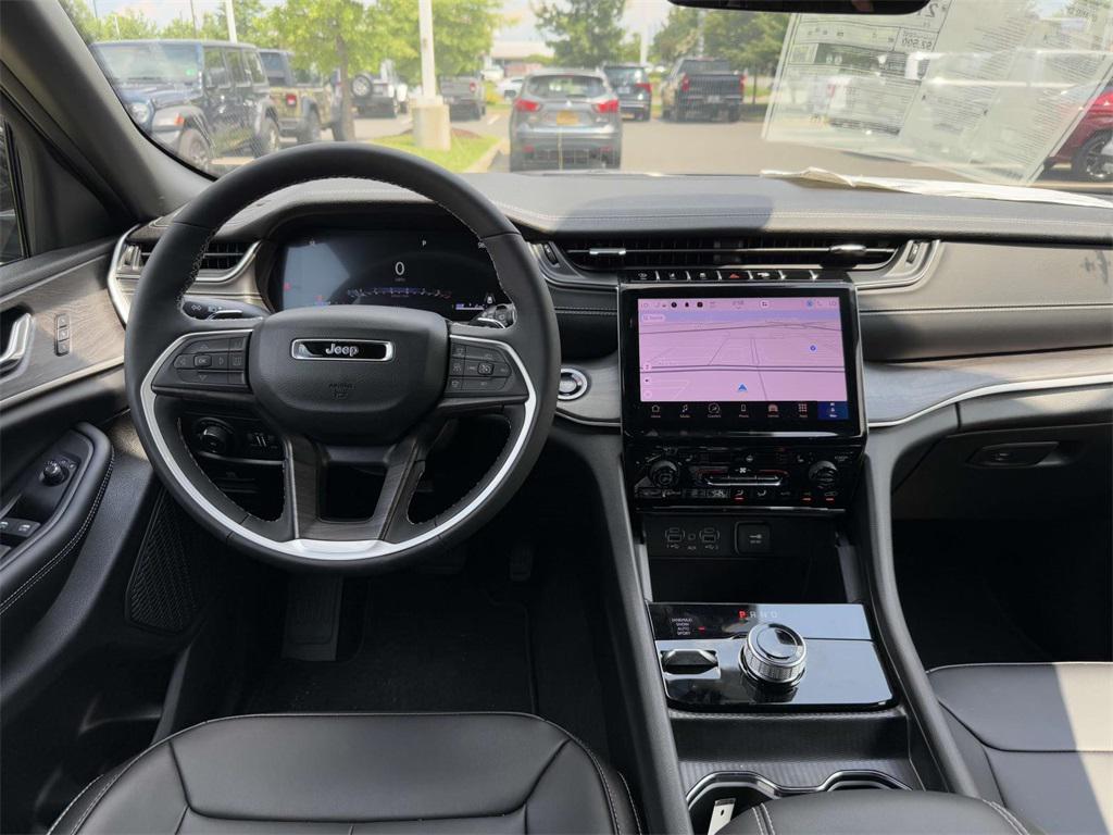 new 2025 Jeep Grand Cherokee L car, priced at $44,661