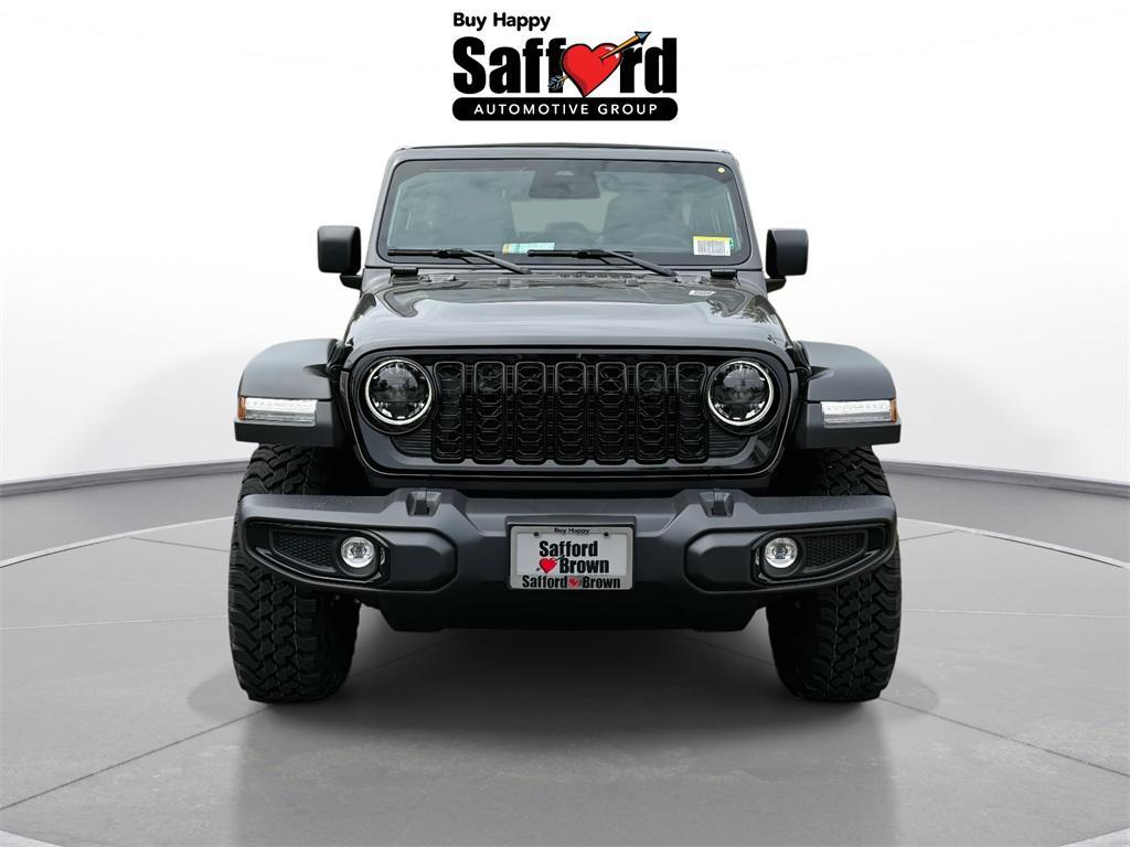 new 2025 Jeep Wrangler car, priced at $48,557