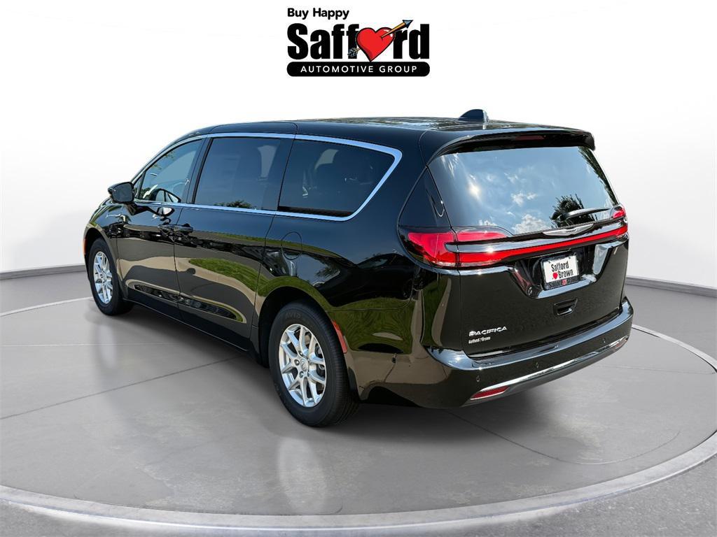new 2025 Chrysler Pacifica car, priced at $40,486