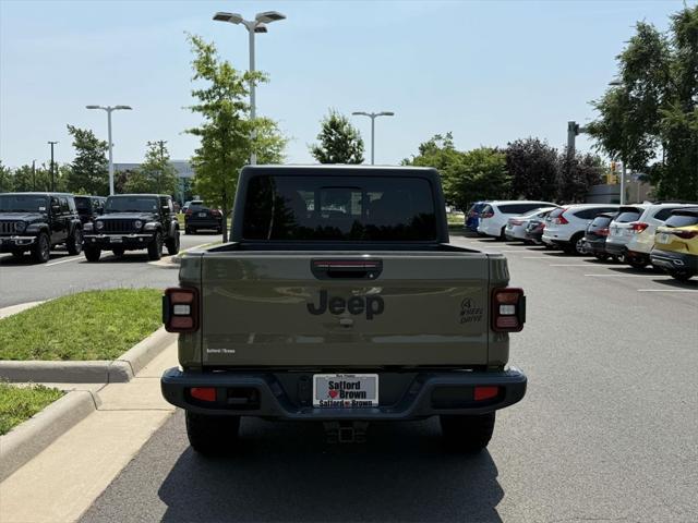 new 2025 Jeep Gladiator car, priced at $46,000
