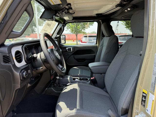 new 2025 Jeep Gladiator car, priced at $46,000