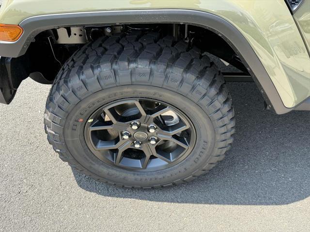 new 2025 Jeep Gladiator car, priced at $46,000