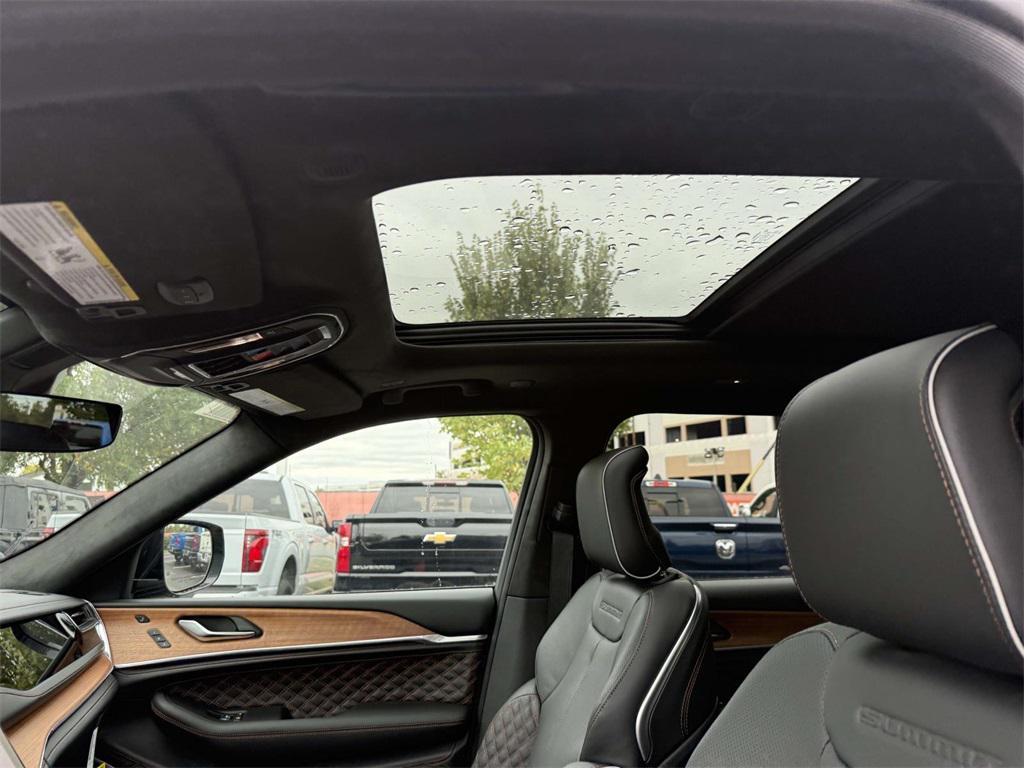 new 2025 Jeep Grand Cherokee L car, priced at $58,796