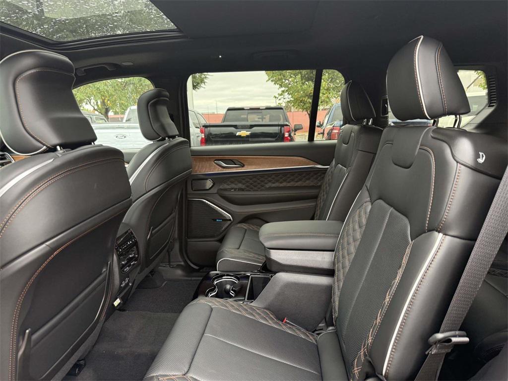 new 2025 Jeep Grand Cherokee L car, priced at $58,796