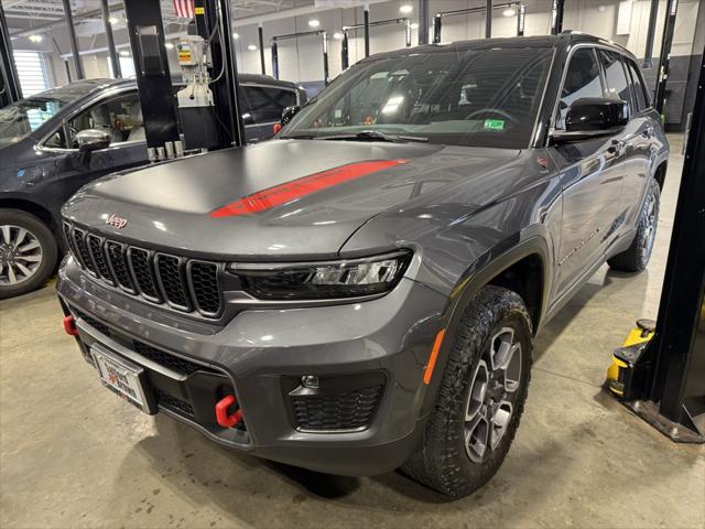 used 2022 Jeep Grand Cherokee car, priced at $34,765