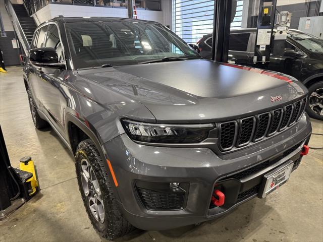 used 2022 Jeep Grand Cherokee car, priced at $34,765