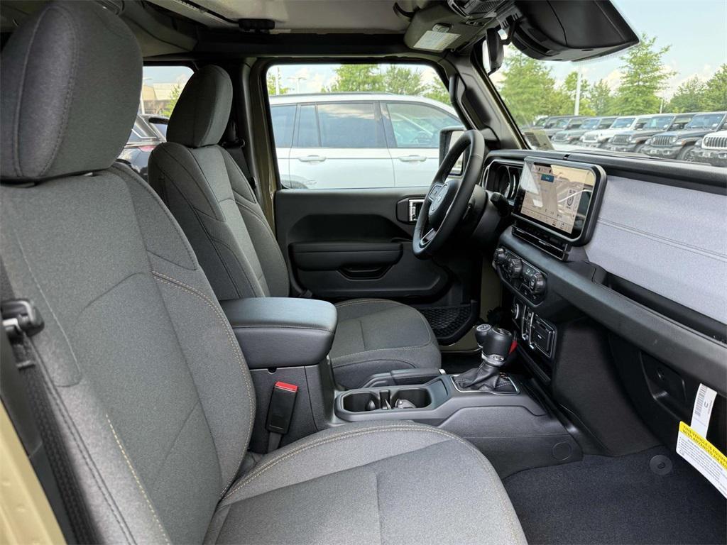 new 2025 Jeep Wrangler car, priced at $41,325