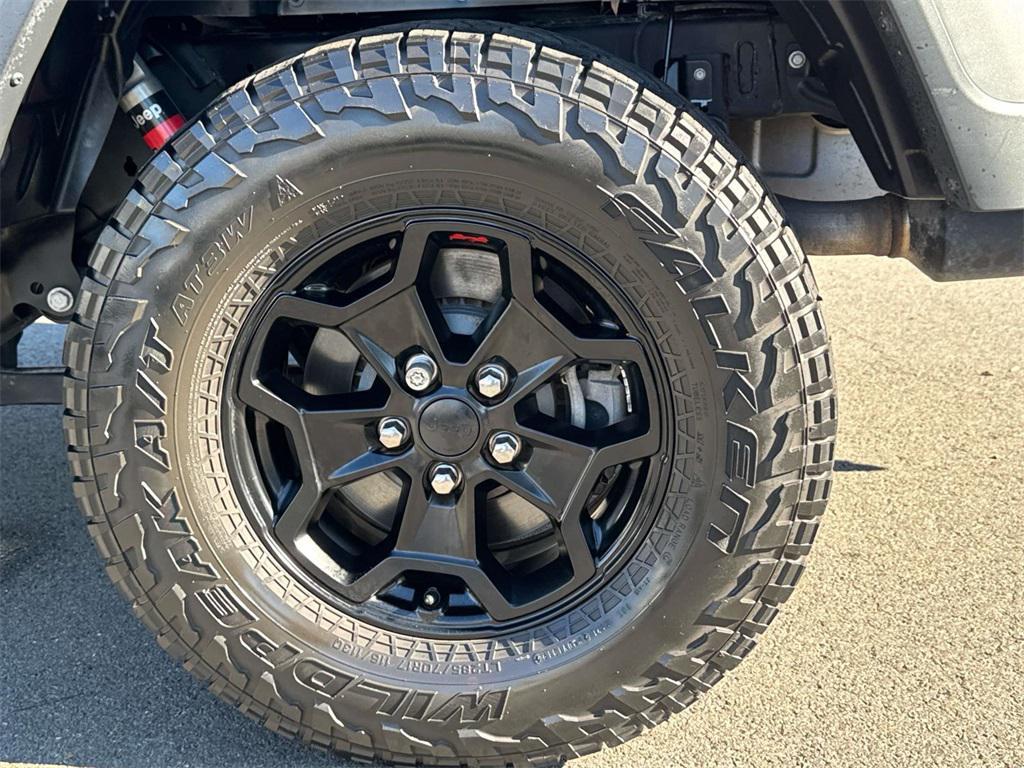 used 2020 Jeep Gladiator car, priced at $27,995