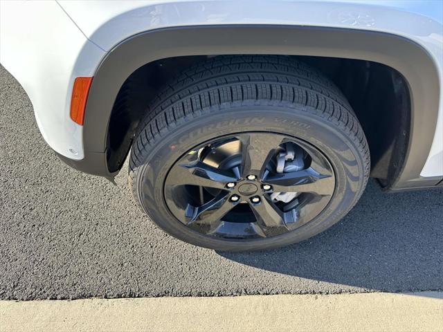 new 2025 Jeep Grand Cherokee car, priced at $51,296