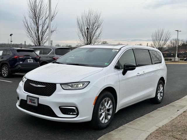 new 2025 Chrysler Pacifica car, priced at $42,405