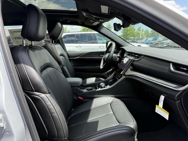 new 2025 Jeep Grand Cherokee L car, priced at $49,382