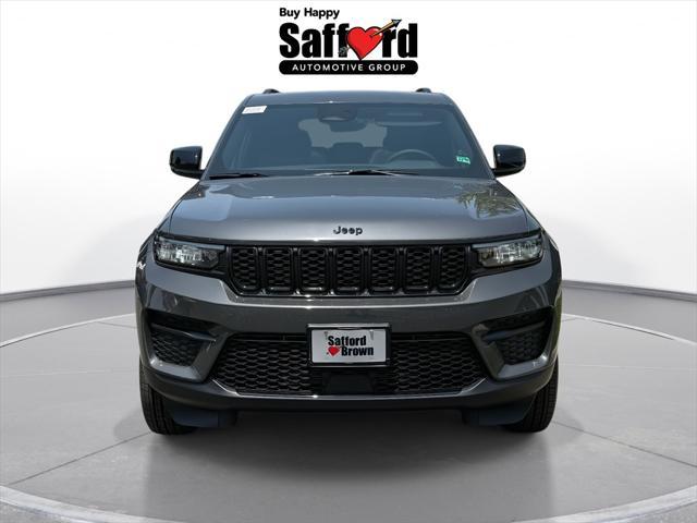 new 2025 Jeep Grand Cherokee car, priced at $39,185