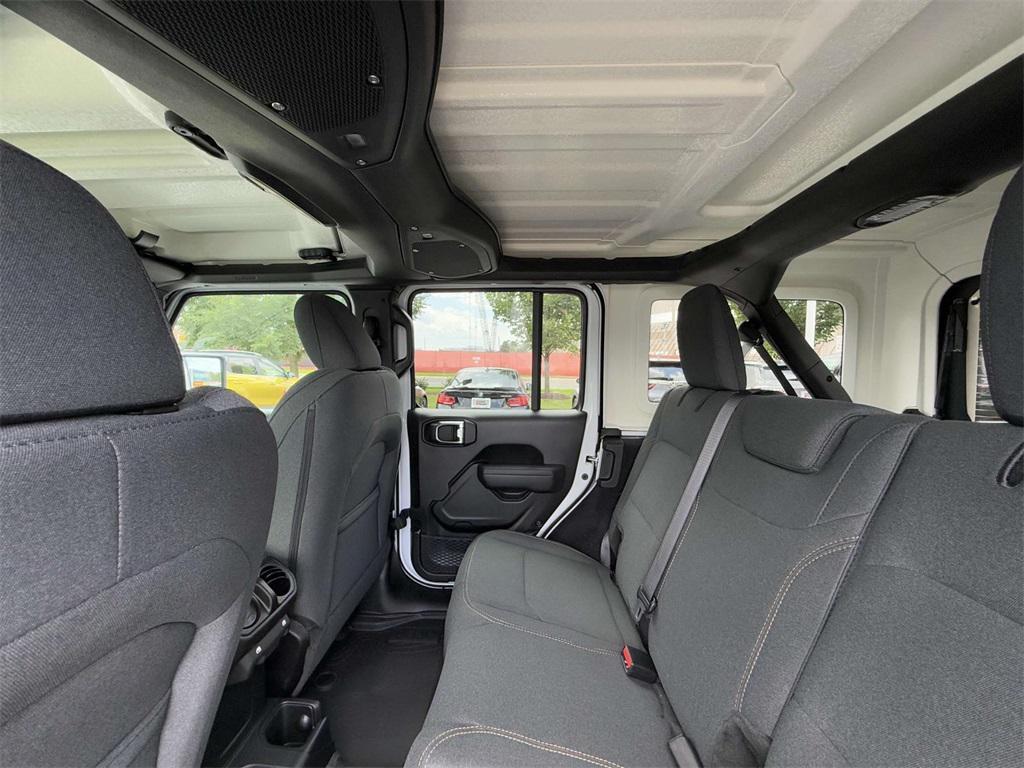 new 2025 Jeep Wrangler car, priced at $43,620