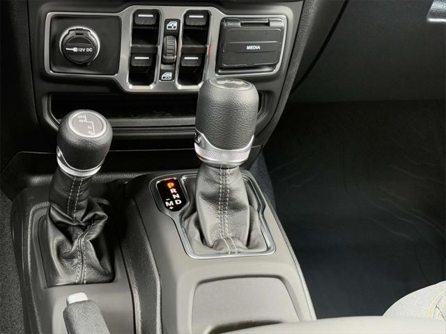 new 2025 Jeep Wrangler car, priced at $40,764