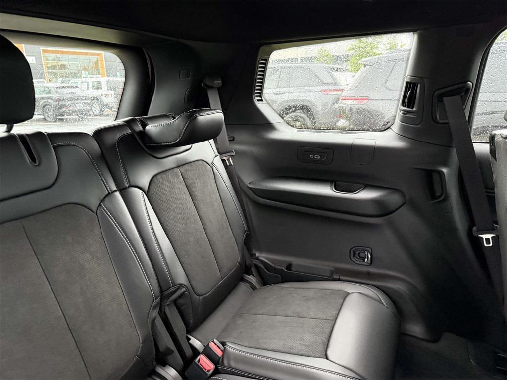 new 2025 Jeep Grand Cherokee L car, priced at $41,966