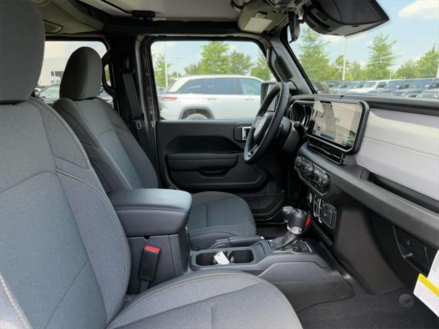 new 2025 Jeep Wrangler car, priced at $40,064