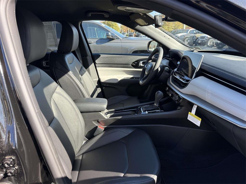 new 2026 Jeep Compass car, priced at $31,018