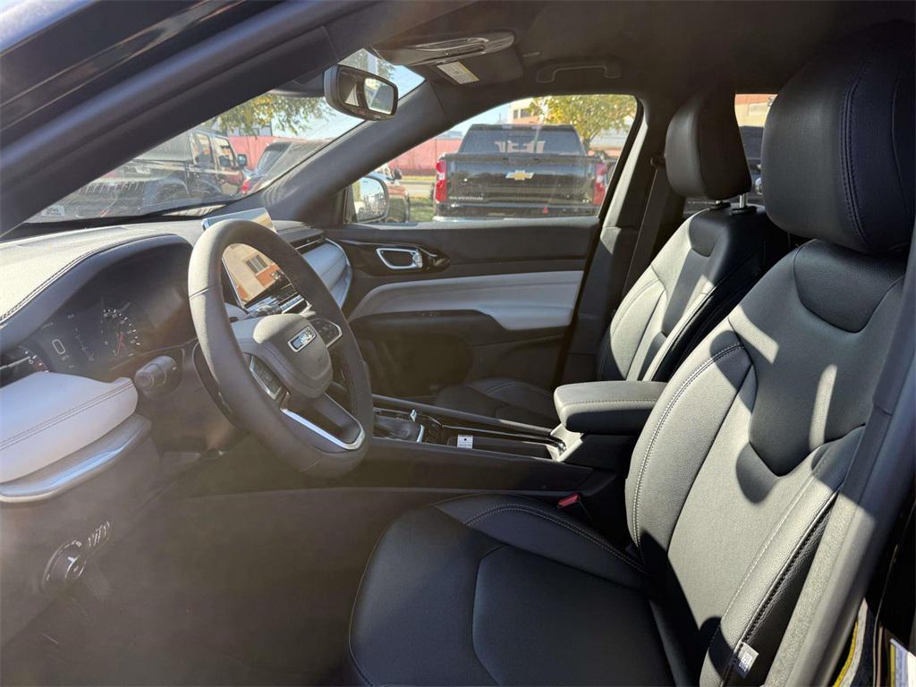 new 2026 Jeep Compass car, priced at $31,018